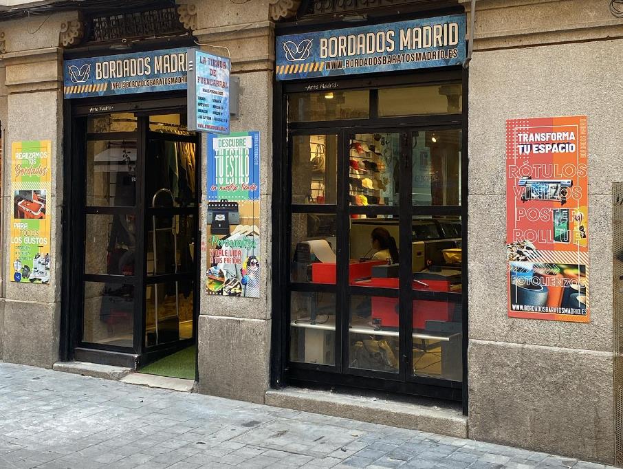 Imprimir camisetas bordados personalizados Madrid centro 